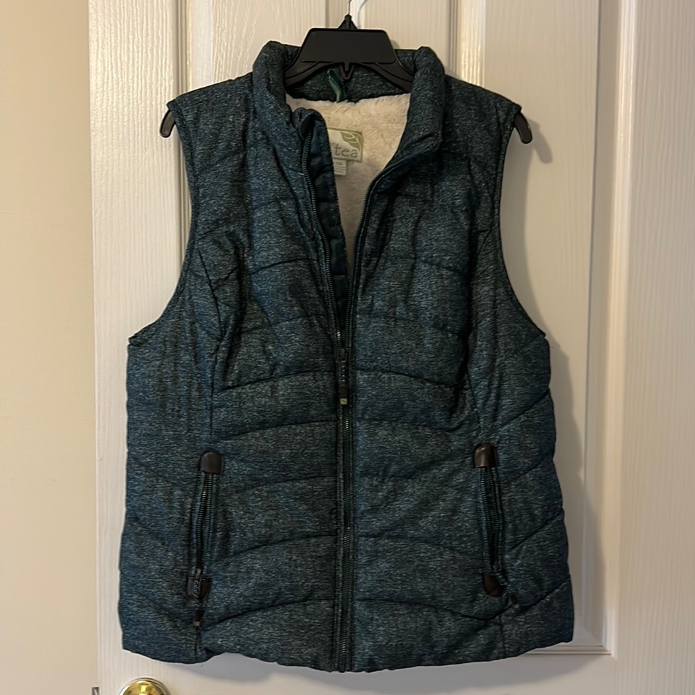 Green Tea vest size XL